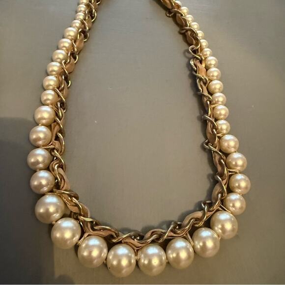 Coldwater Creek Faux Pearl Chainlink Statement Necklace - Picture 5 of 9